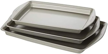 Rachael Ray Nonstick Bakeware Set without Grips includes Nonstick Cookie Sheets / Baking Sheets - 3 Piece, Silver