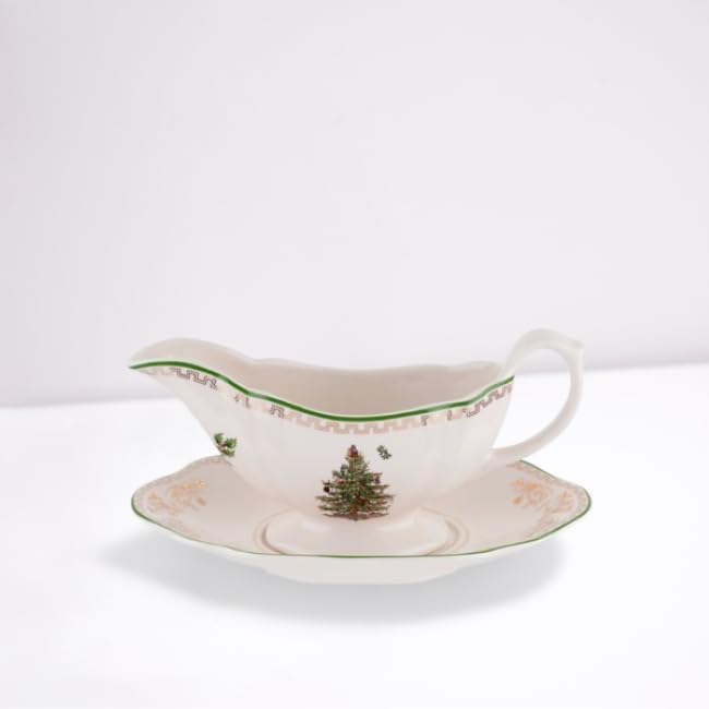 Spode Christmas Tree Gold 10 Oz Gravy Boat and Stand - Elegant Christmas Porcelain Sauce Boat, 22K Gold Accents, Luxurious Holiday Serveware for Gravy, Sauces, Festive Gatherings, Dishwasher Safe