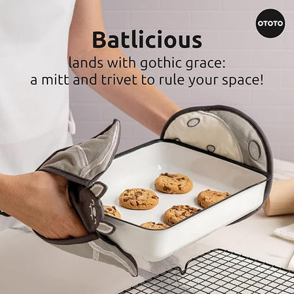 New - OTOTO Batlicious Oven Mitts and Pot Holders Sets - Heat Resistant Trivets