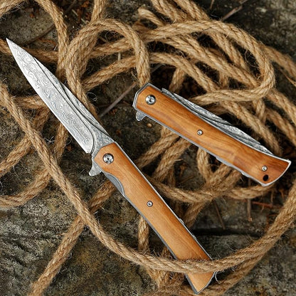 YOUSUNLONG Folding Knife Overall 215mm Camping Knife - Hammered Damascus Steel Blade - Natural Olive Wood Cover
