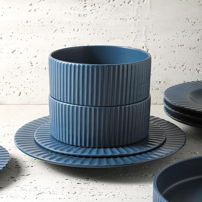 Christian Siriano Lusso 16-Piece Dinnerware Set Stoneware, Ash Blue